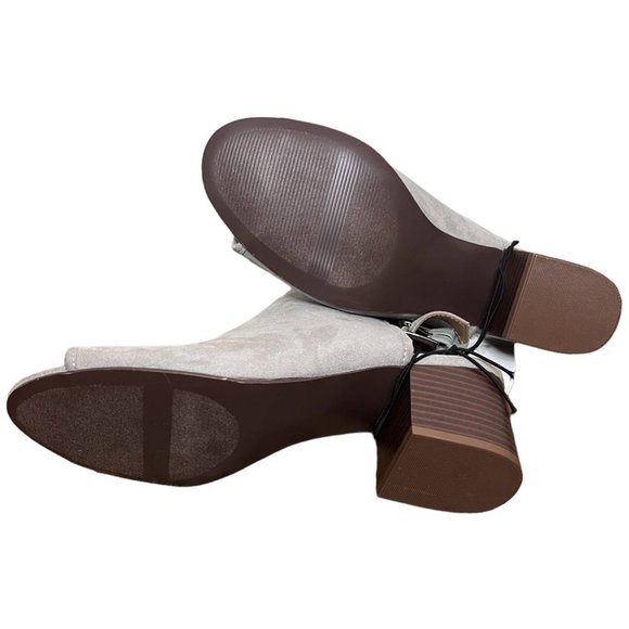 Loft Gray Faux Suede Peep Toe Boho Heel Sandals Size 10 - Picture 7 of 11